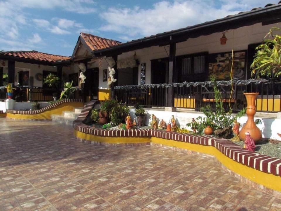 Finca Hotel La Quinta De Torrione Quimbaya Kültér fotó